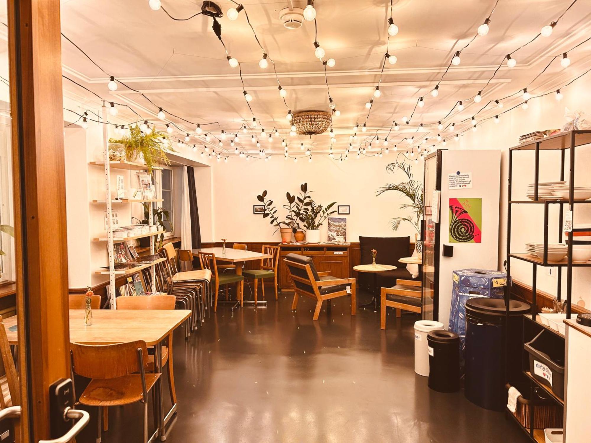 Pop Up Hotel Krone Zuerich Exteriör bild